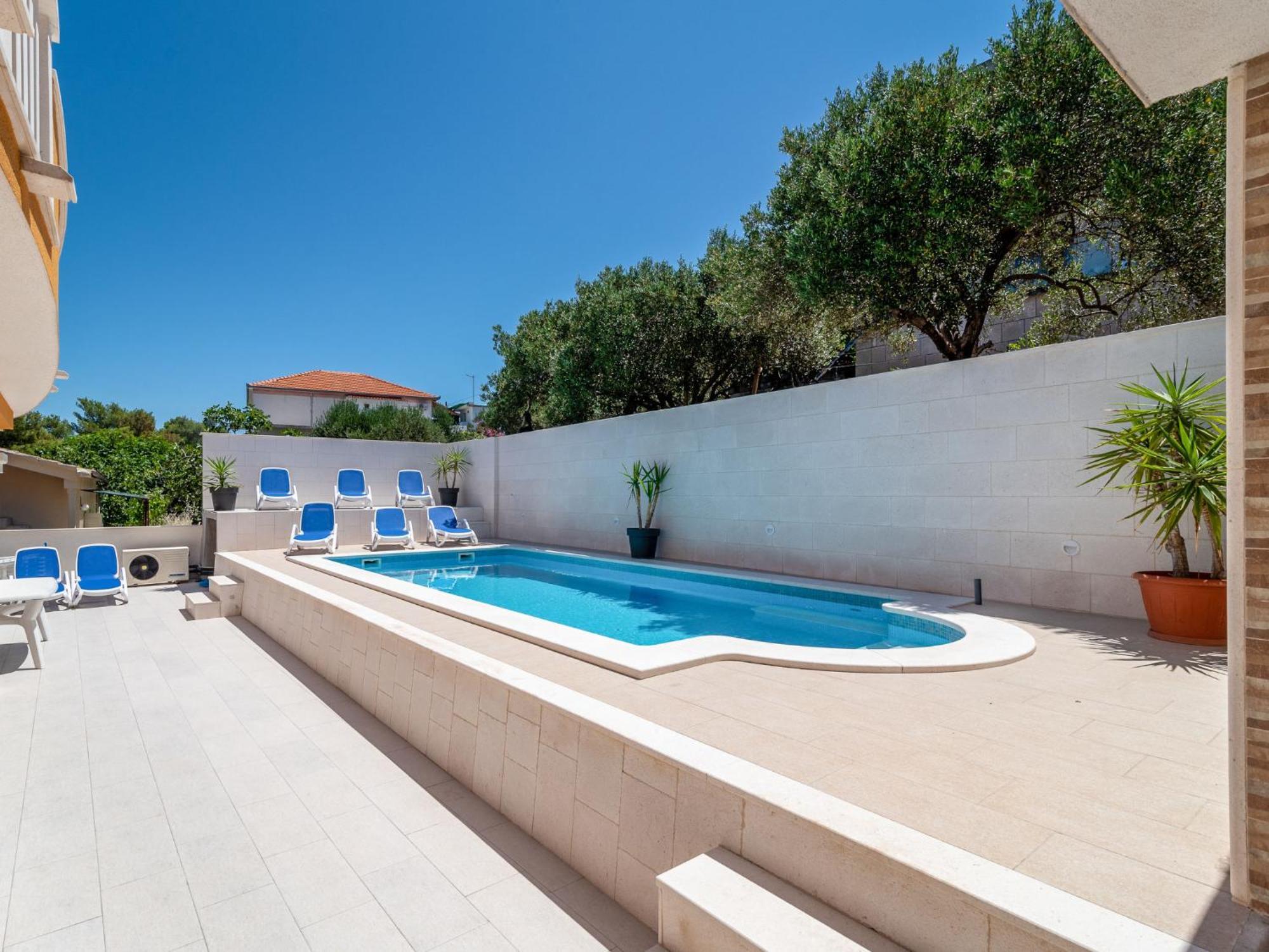 Apartment Mornar-2 By Interhome Trogir Exterior foto